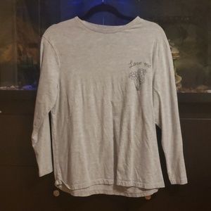 NWOT quarter sleeve graphic tee